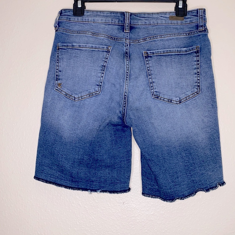 Kut From The Cloth Button Fly Catherine High Rise Boyfriend Short - Picture 4 of 14